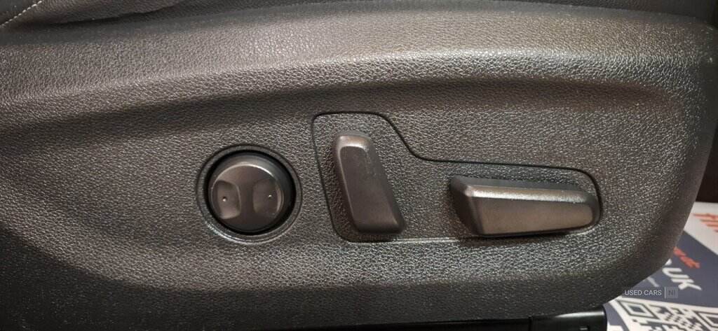 Oct 2019 Kia Niro 1.6 GDi Hybrid 3 5dr DCT