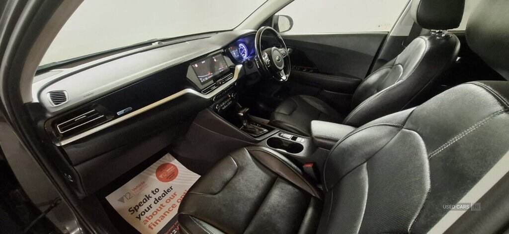 Oct 2019 Kia Niro 1.6 GDi Hybrid 3 5dr DCT