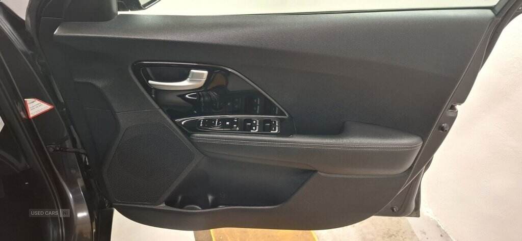 Oct 2019 Kia Niro 1.6 GDi Hybrid 3 5dr DCT