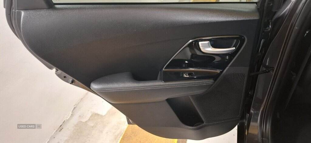 Oct 2019 Kia Niro 1.6 GDi Hybrid 3 5dr DCT