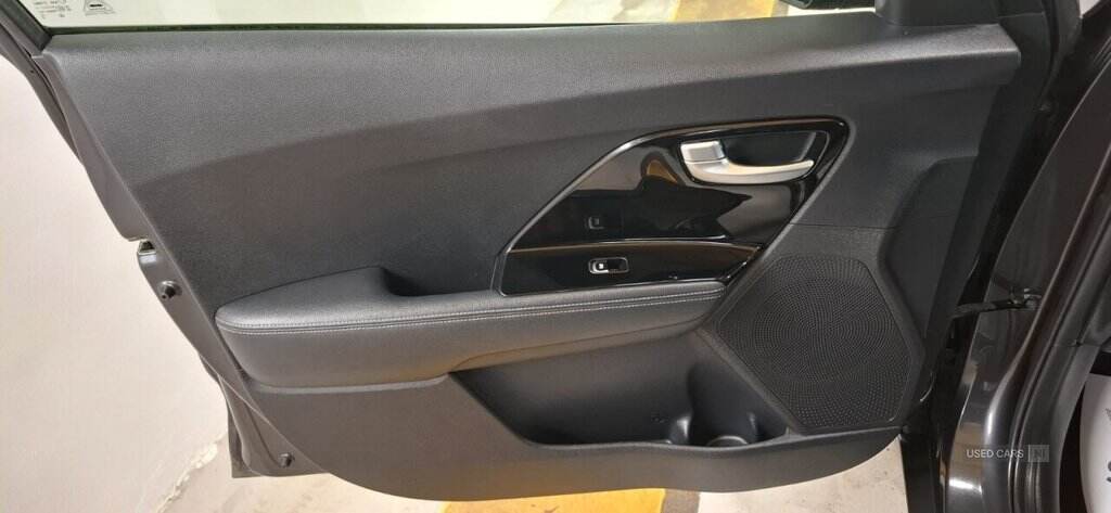 Oct 2019 Kia Niro 1.6 GDi Hybrid 3 5dr DCT