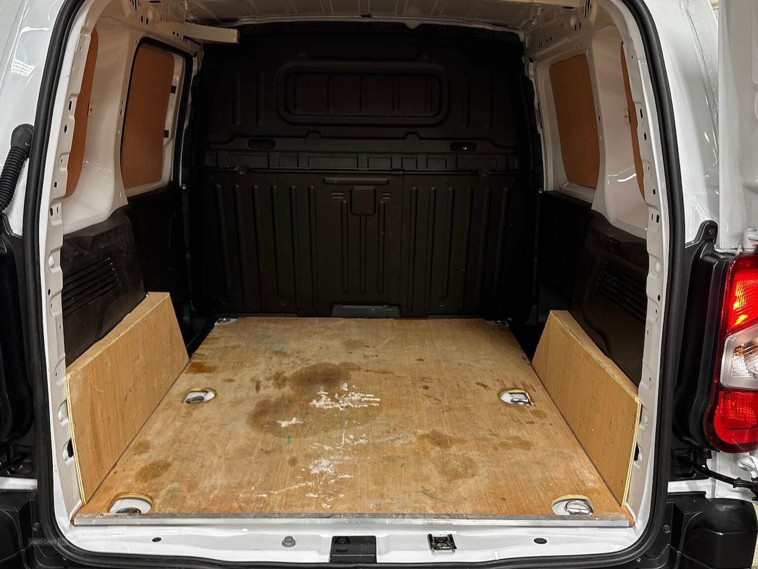 Jun 2023 Citroen Berlingo 1.5 Bluehdi 1000Kg Enterprise Ed 100Ps 6 Speed S/S