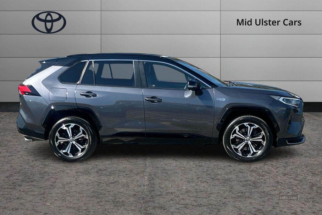 Feb 2022 Toyota RAV4 2.5 PHEV Dynamic 5dr CVT