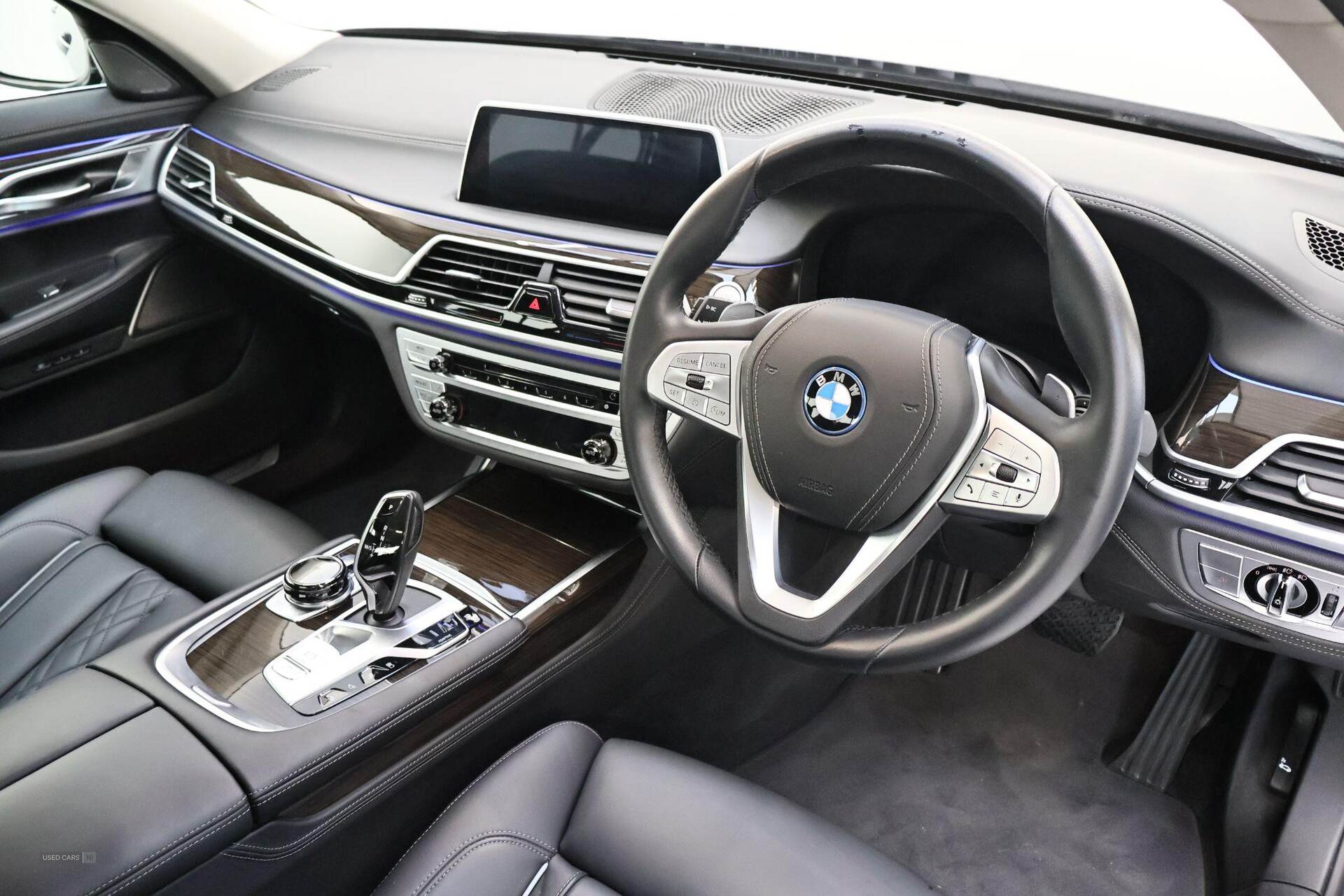 Mar 2022 BMW 7 Series 745e 4dr Auto