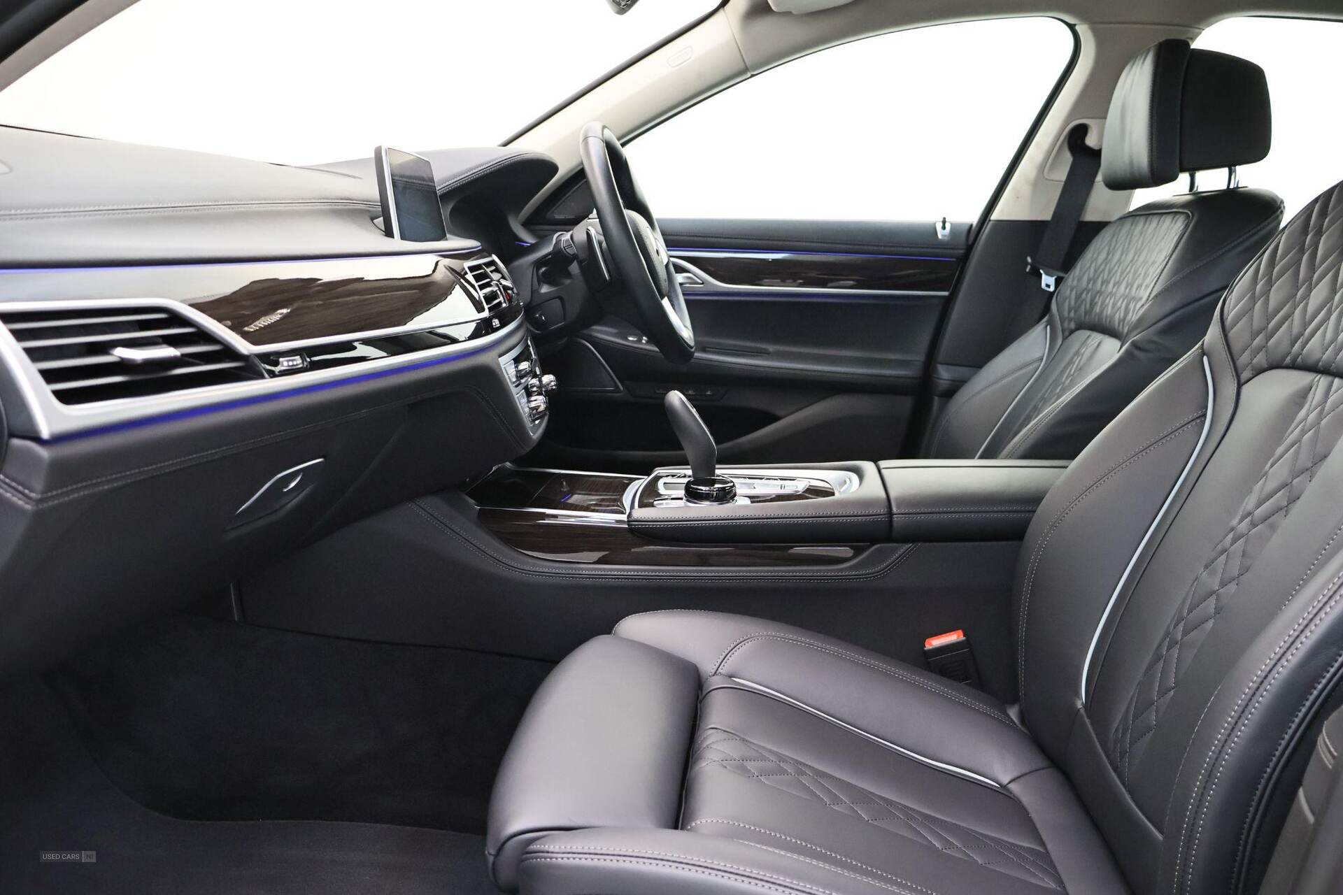 Mar 2022 BMW 7 Series 745e 4dr Auto
