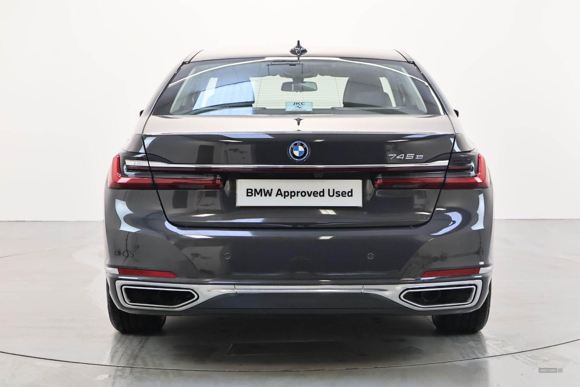Mar 2022 BMW 7 Series 745e 4dr Auto