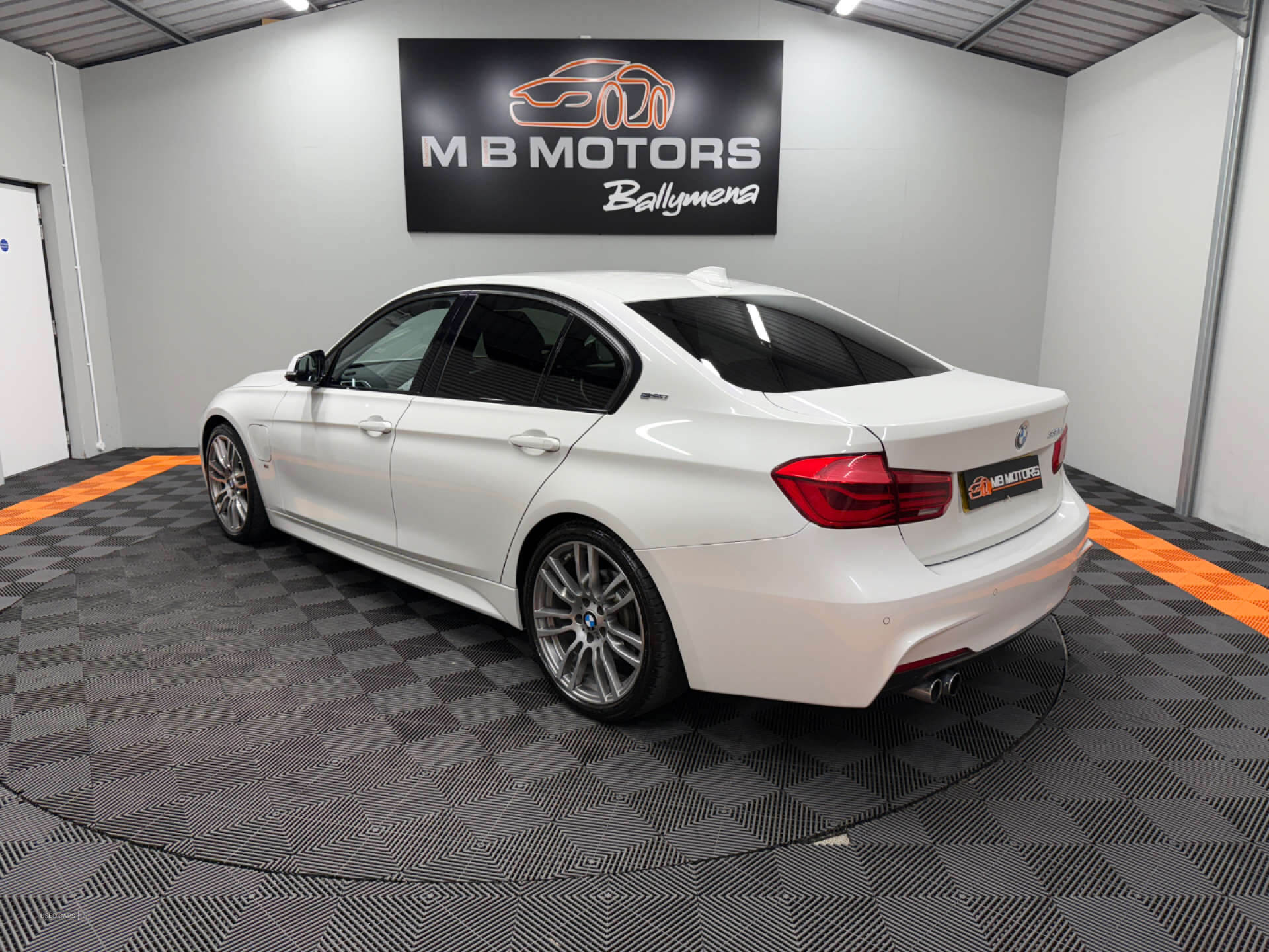 Mar 2017 BMW 3 Series 330e M Sport 4dr Step Auto
