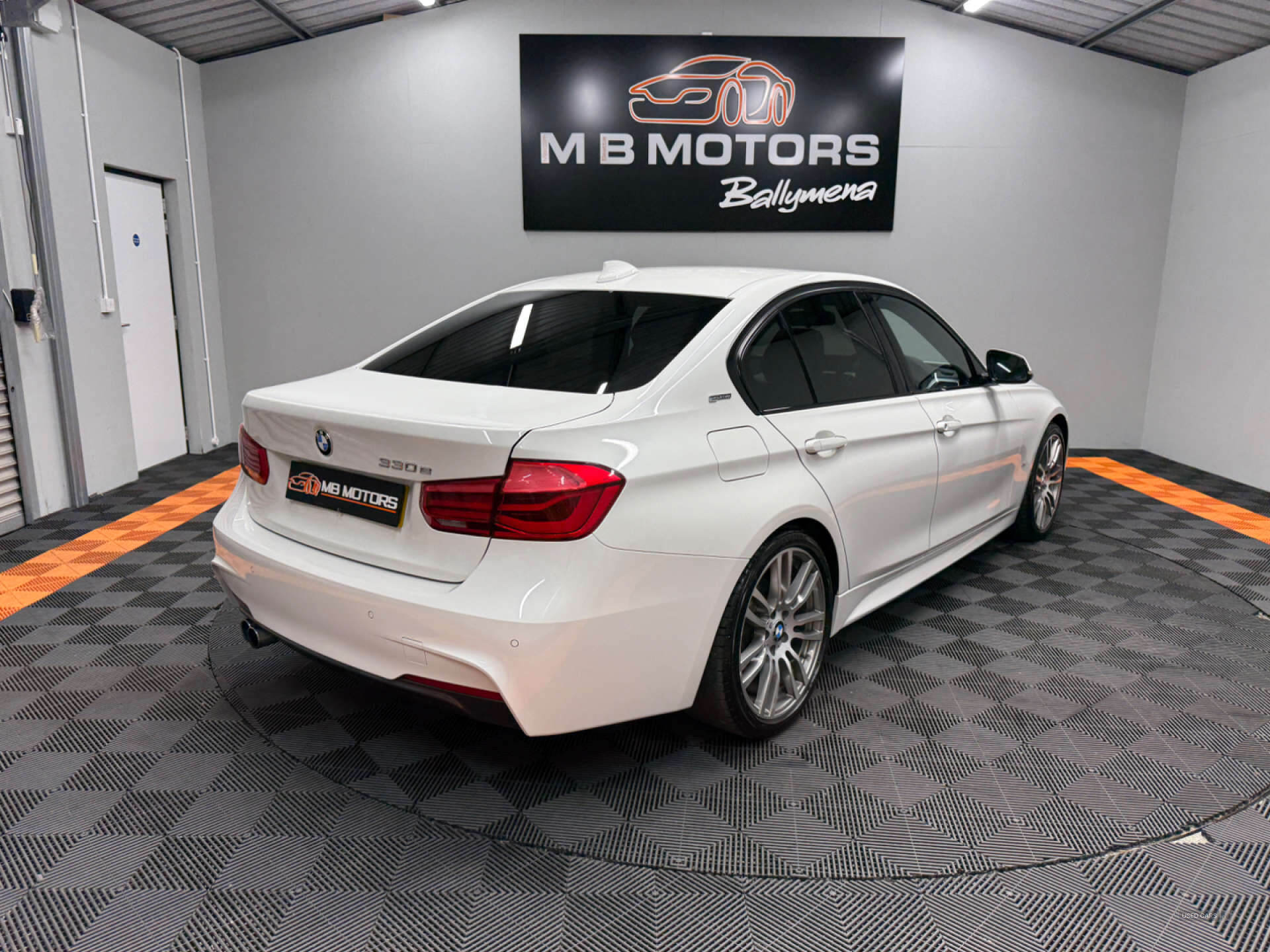Mar 2017 BMW 3 Series 330e M Sport 4dr Step Auto