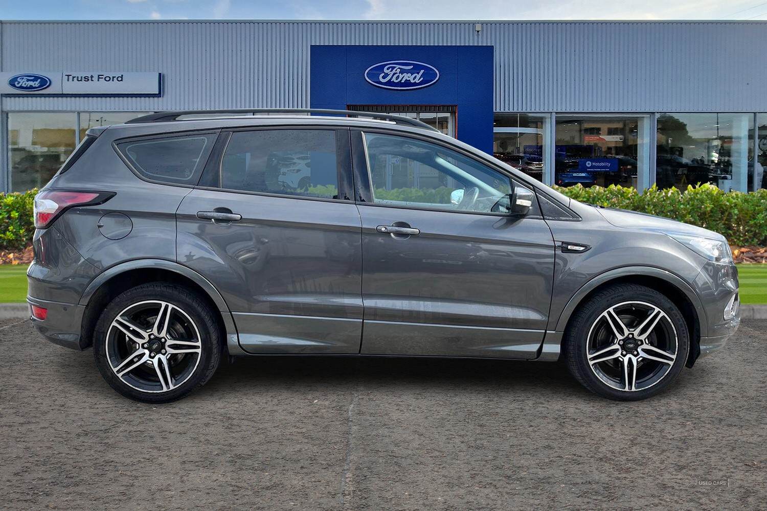 Nov 2017 Ford Kuga 1.5 TDCi ST-Line 5dr 2WD
