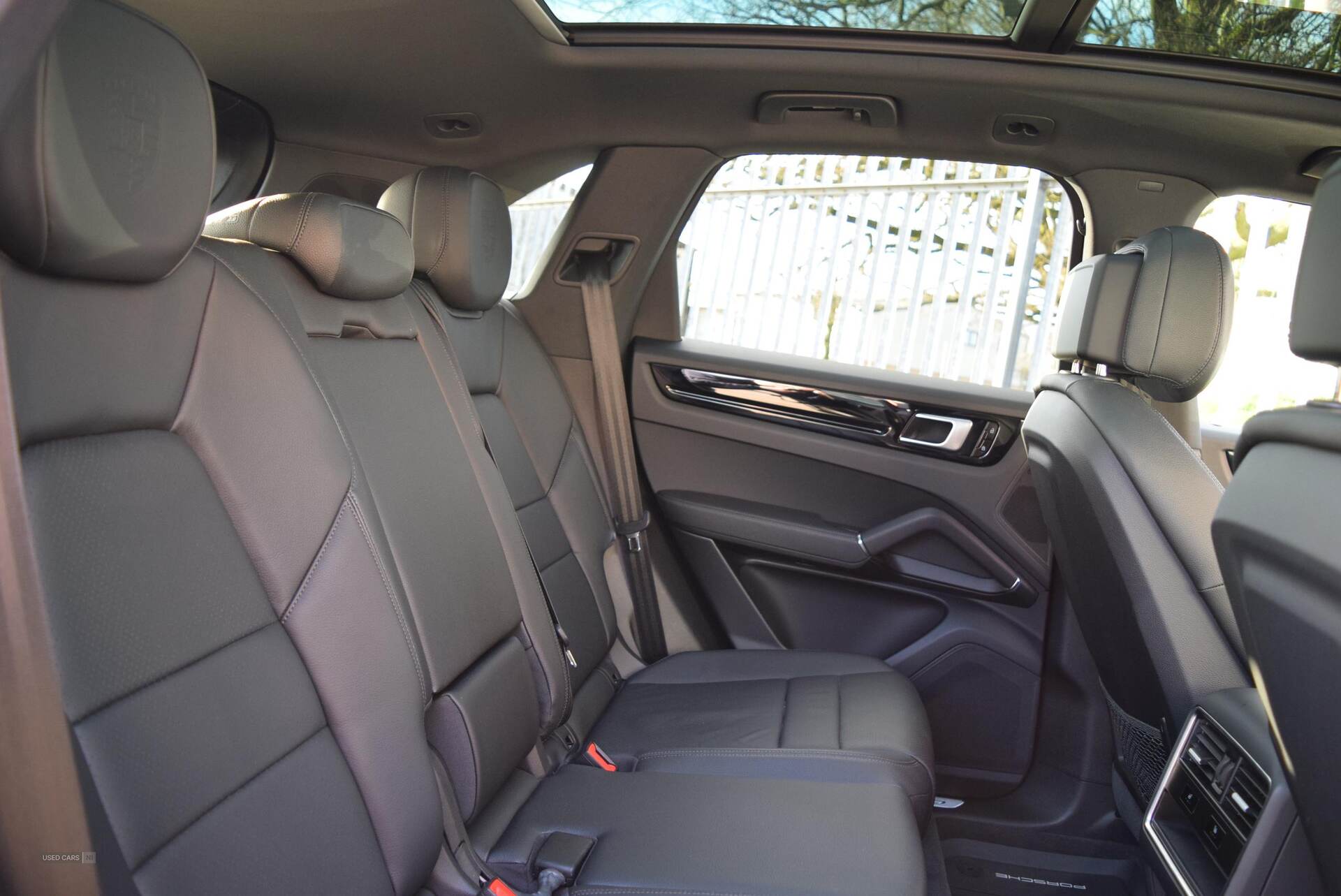 2020 Porsche Cayenne 5dr Tiptronic S