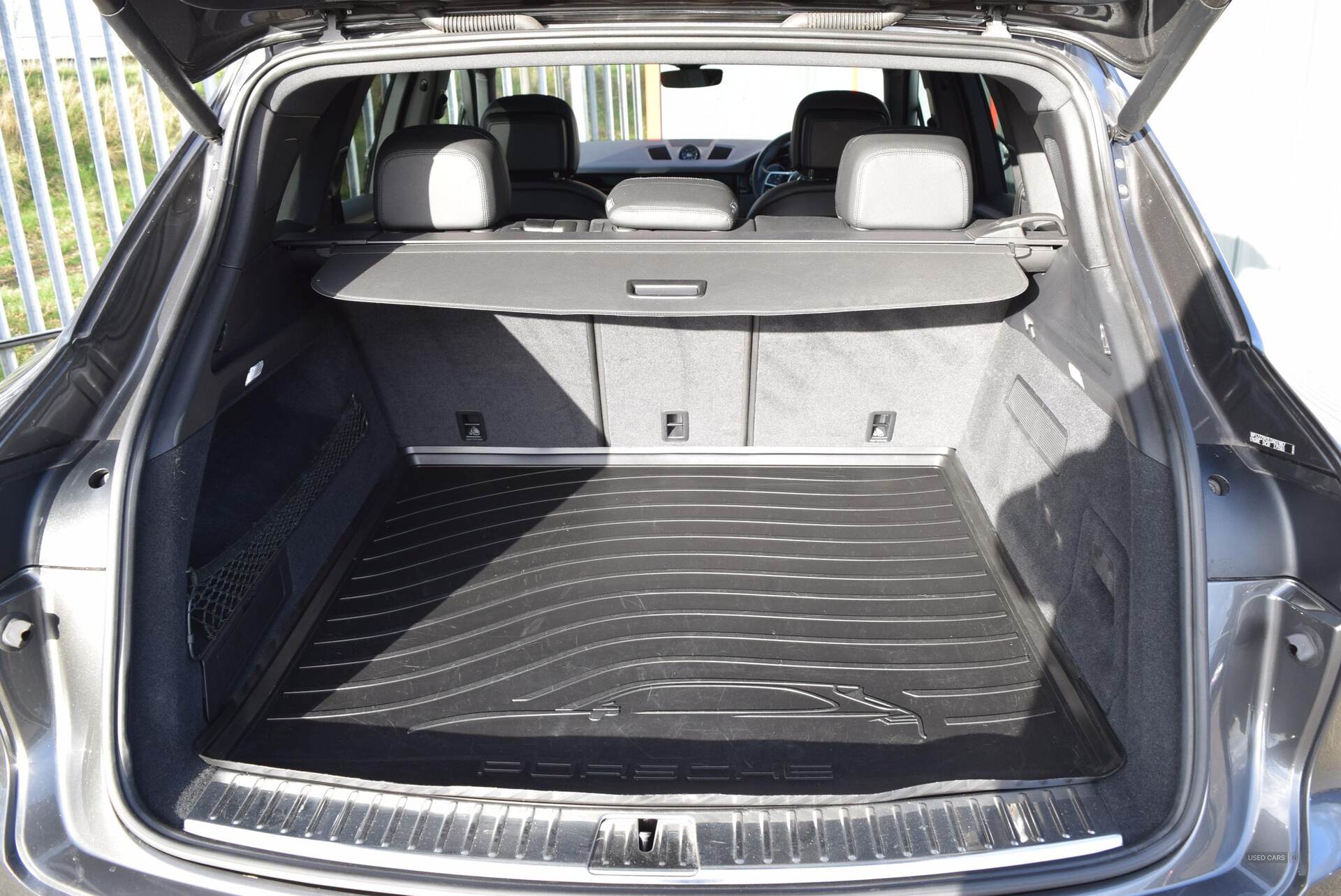 2020 Porsche Cayenne 5dr Tiptronic S