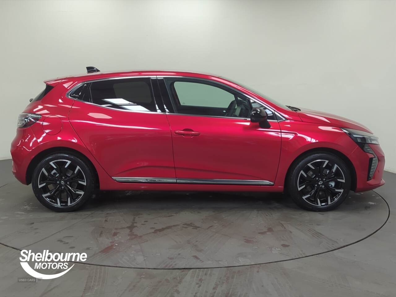Mar 2025 Renault Clio 1.6 E-TECH full hybrid 145 Techno 5dr Auto