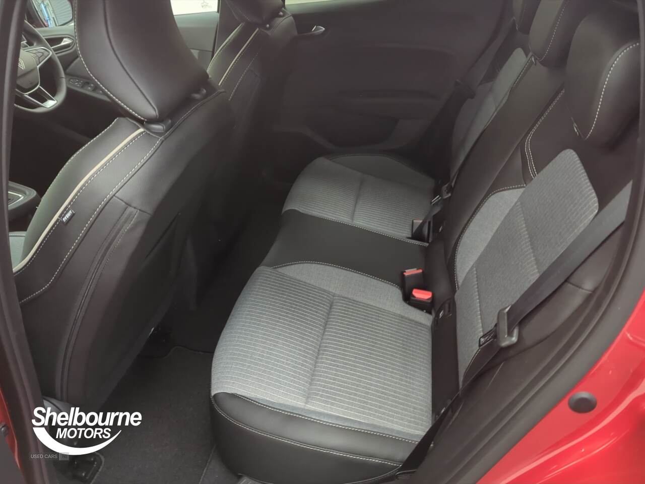 Mar 2025 Renault Clio 1.6 E-TECH full hybrid 145 Techno 5dr Auto