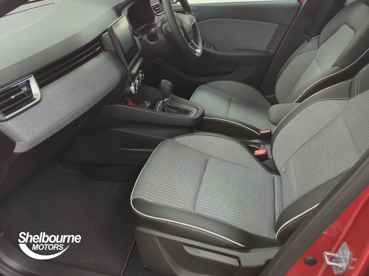 Mar 2025 Renault Clio 1.6 E-TECH full hybrid 145 Techno 5dr Auto