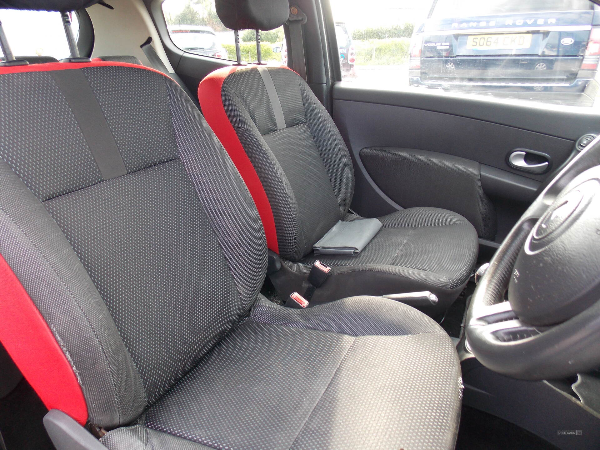 Mar 2008 Renault Clio 1.2 16V Rip Curl 3dr