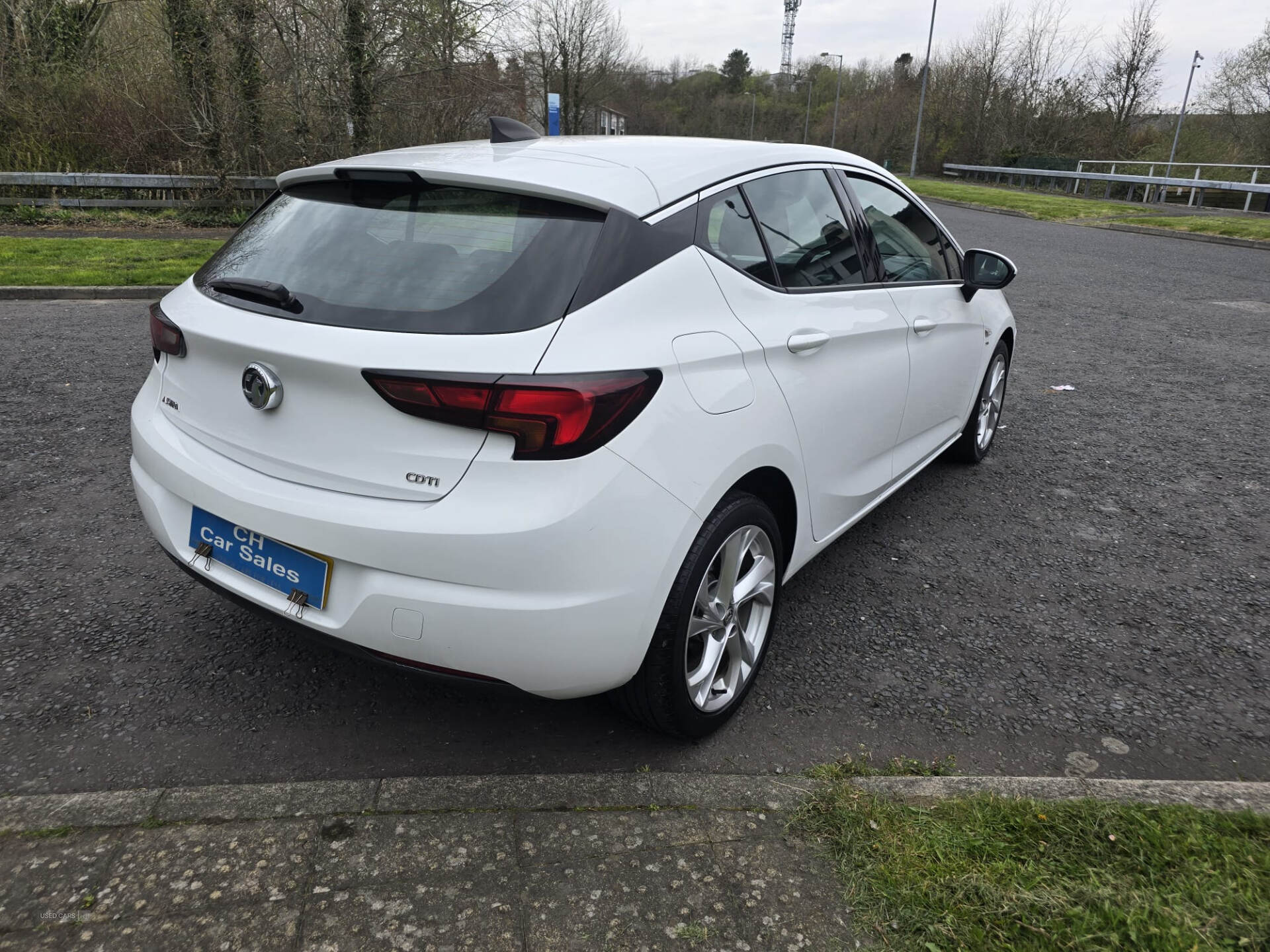Sep 2016 Vauxhall Astra 1.6 CDTi 16V 136 SRi Nav 5dr
