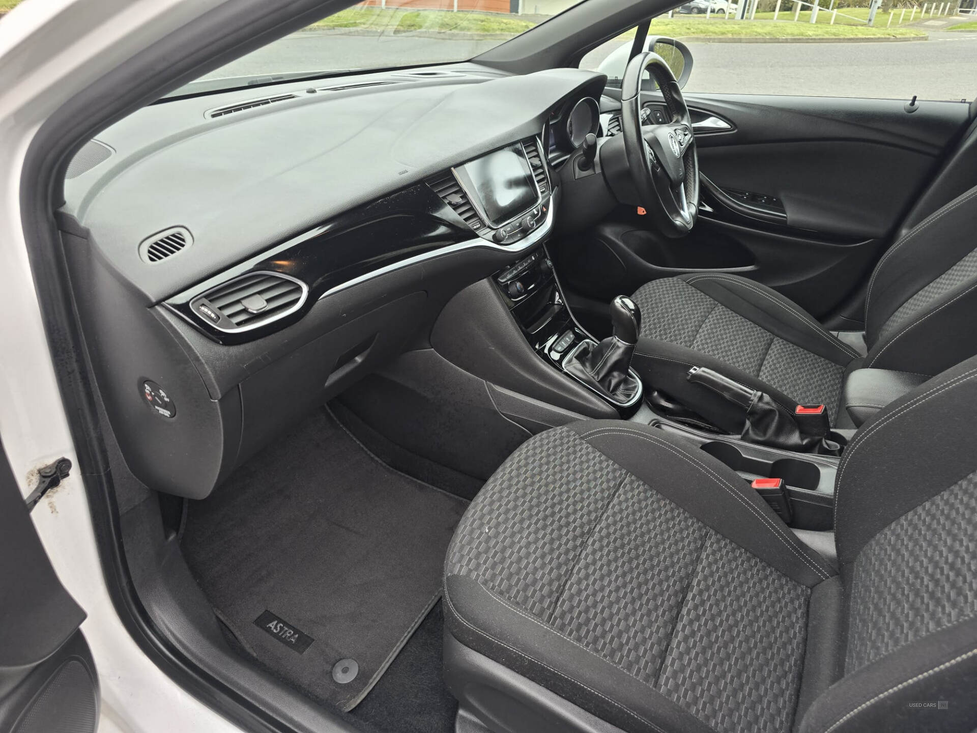 Sep 2016 Vauxhall Astra 1.6 CDTi 16V 136 SRi Nav 5dr