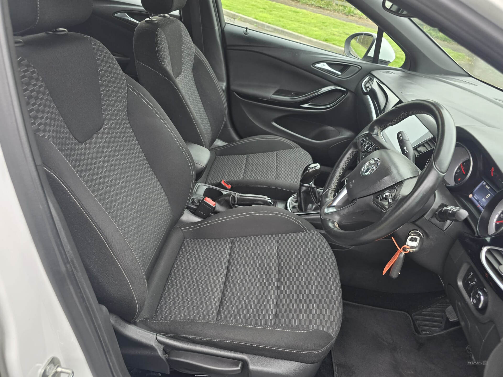 Sep 2016 Vauxhall Astra 1.6 CDTi 16V 136 SRi Nav 5dr