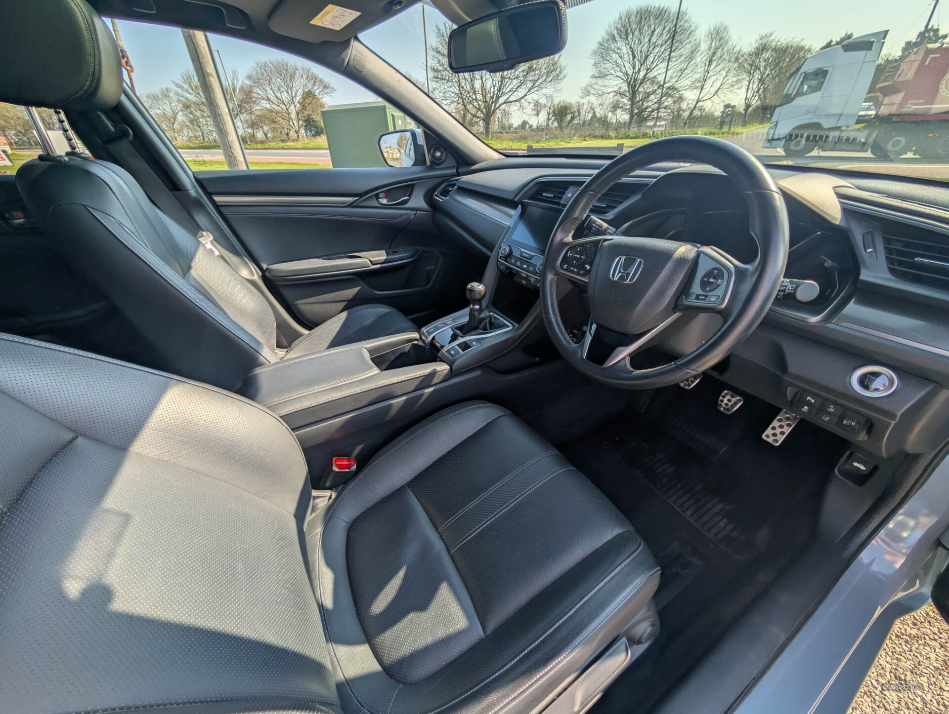 Feb 2017 Honda Civic 1.0 VTEC Turbo EX 5dr