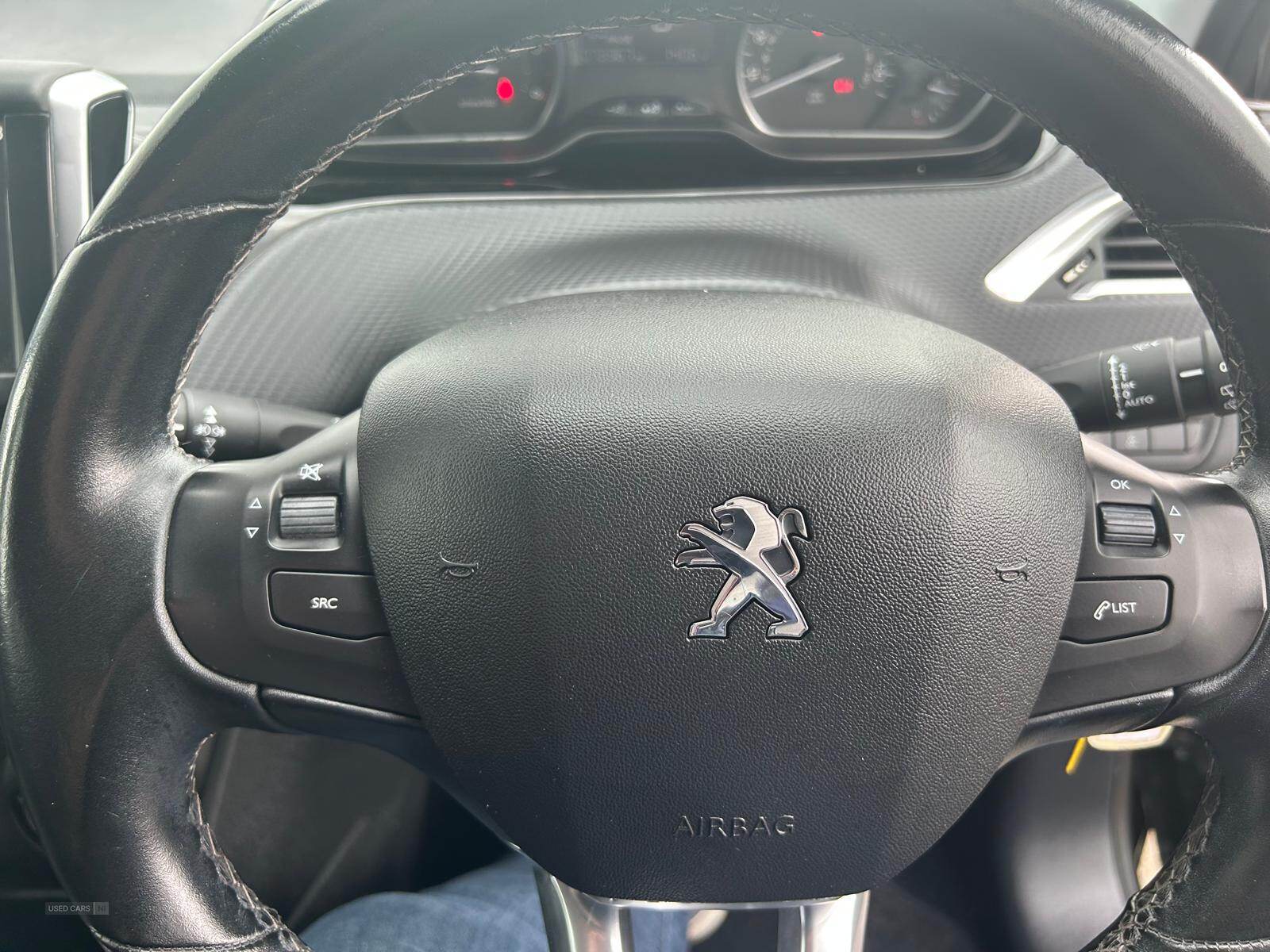 May 2016 Peugeot 208 1.6 BlueHDi 100 Allure 5dr [non Start Stop]