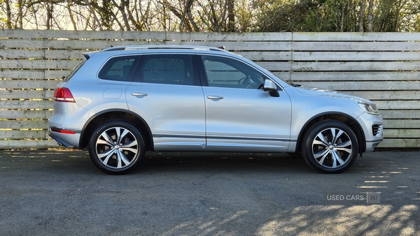 Volkswagen Touareg DIESEL ESTATE in Antrim