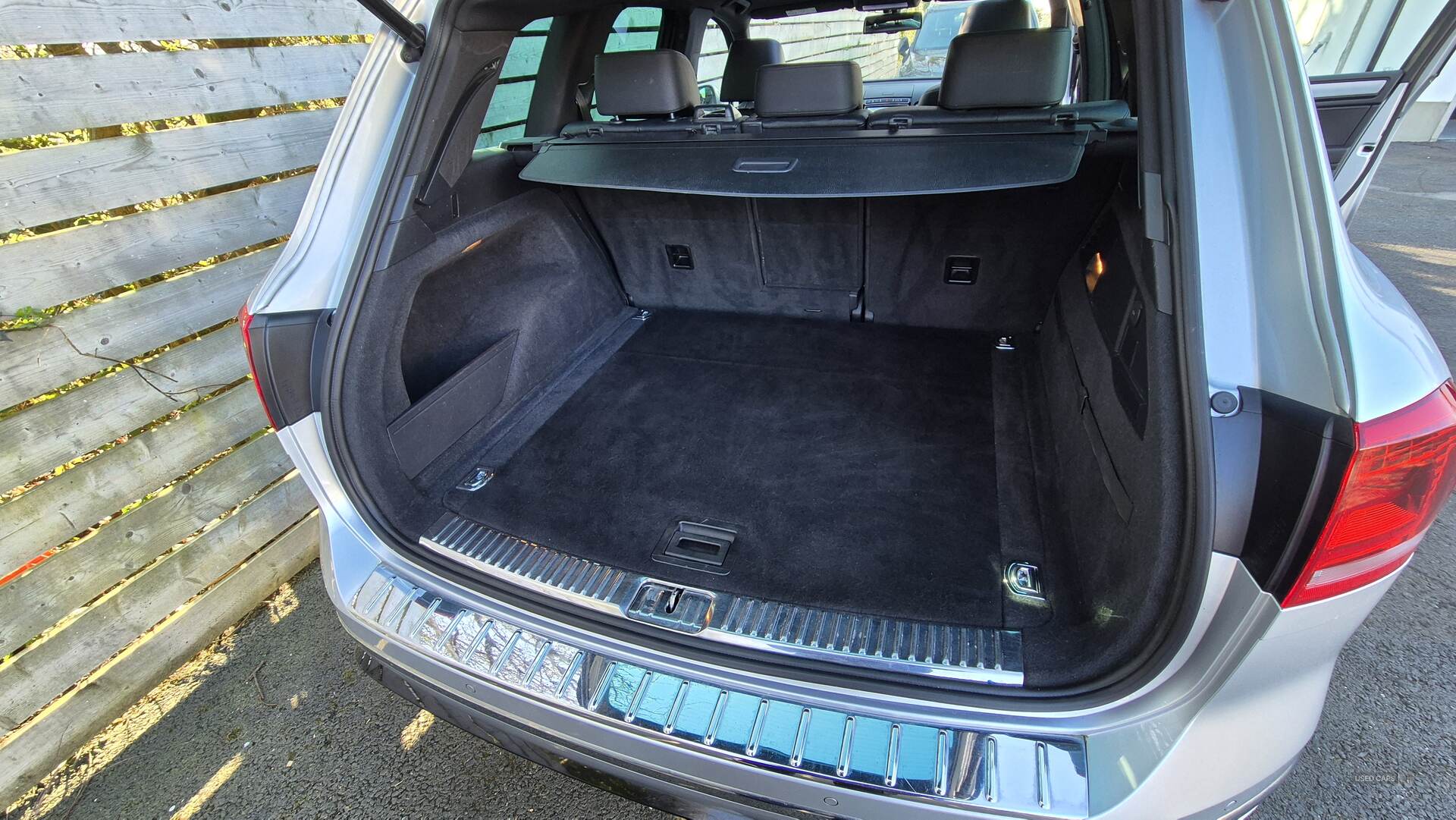 Volkswagen Touareg DIESEL ESTATE in Antrim