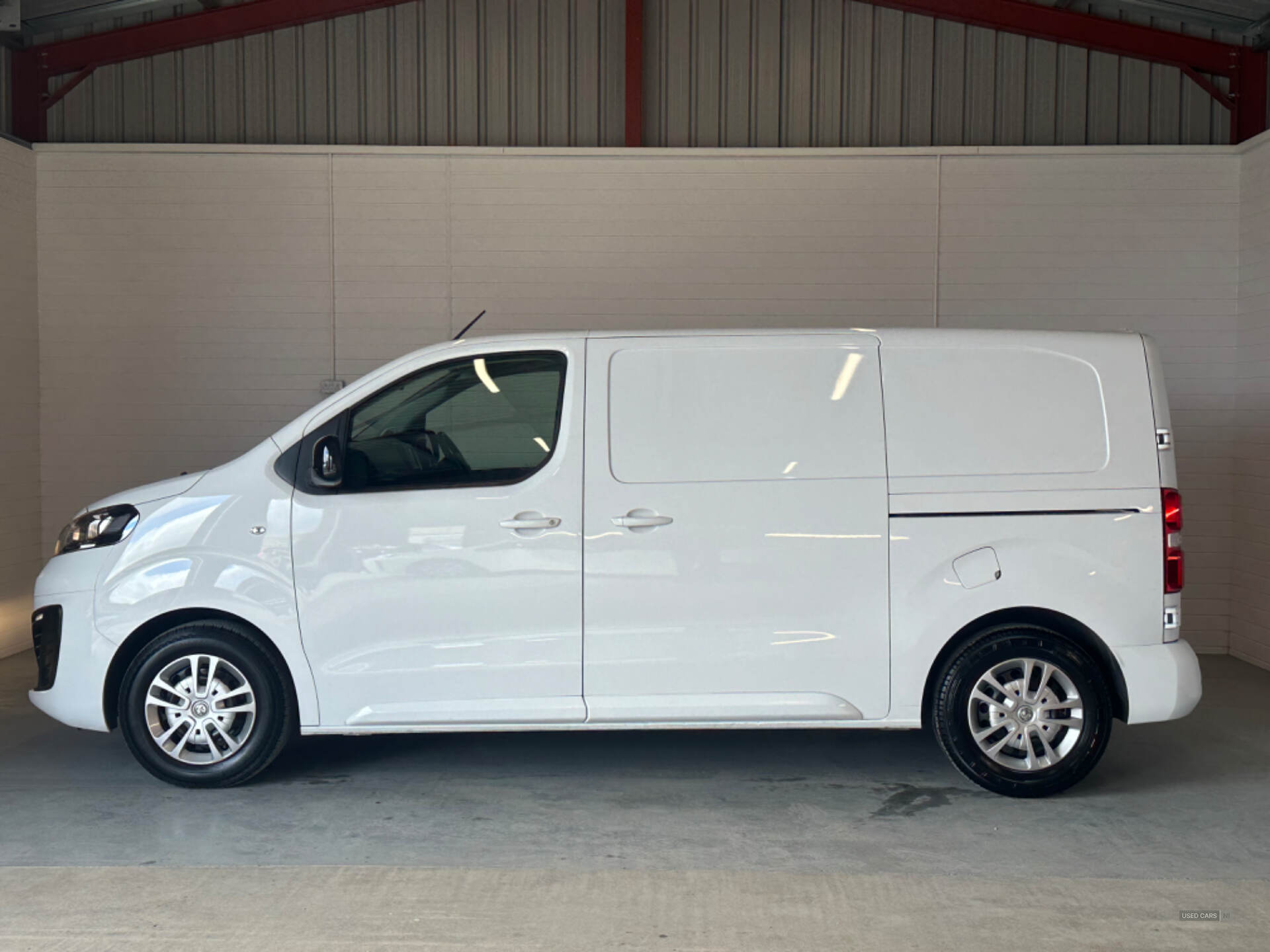 Dec 2021 Vauxhall Vivaro 2700 1.5d 100PS Sportive H1 Van
