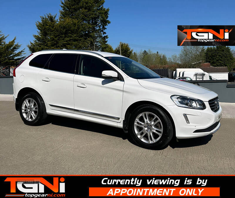 May 2015 Volvo XC60 D5 [220] SE Lux Nav 5dr AWD Geartronic