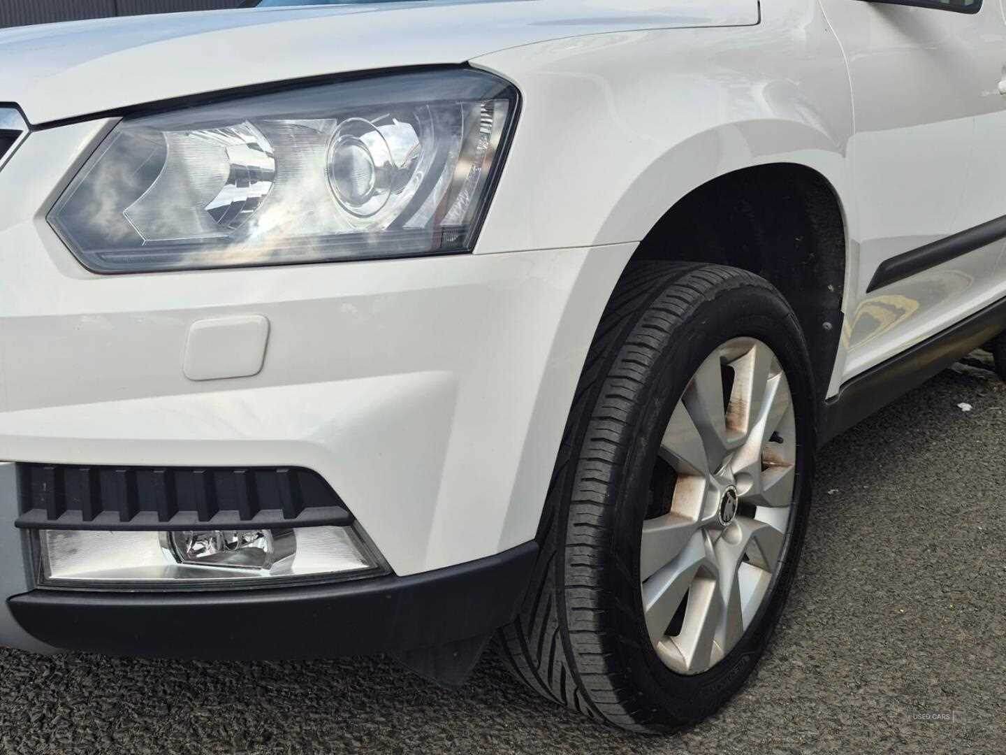 Dec 2016 Skoda Yeti 2.0 TDI CR SE L 5dr