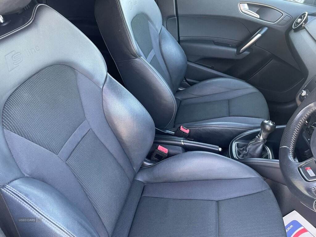 Nov 2013 Audi A1 1.6 TDI S Line 5dr