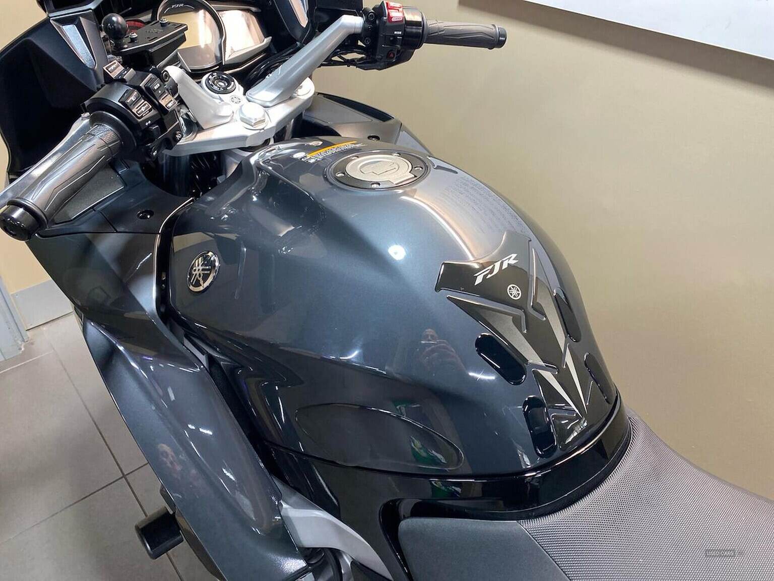  2017 Yamaha FJ r1300A (16My)