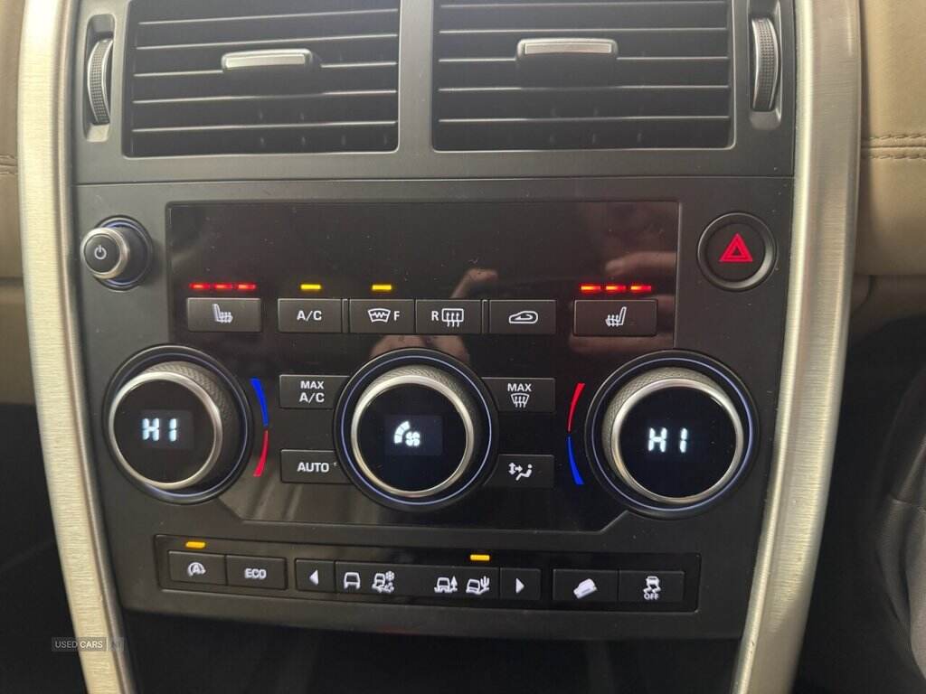 Nov 2016 Land Rover Discovery Sport 2.0 TD4 180 HSE 5dr Auto