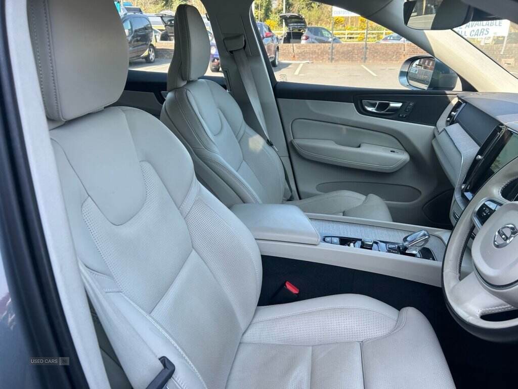 Mar 2021 Volvo XC60 2.0 B4D Inscription 5dr AWD Geartronic