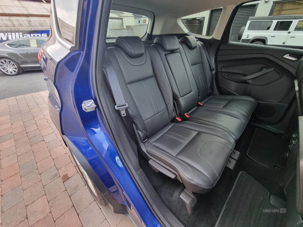 Oct 2015 Ford Kuga 2.0 TDCi 150 Titanium X 5dr 2WD