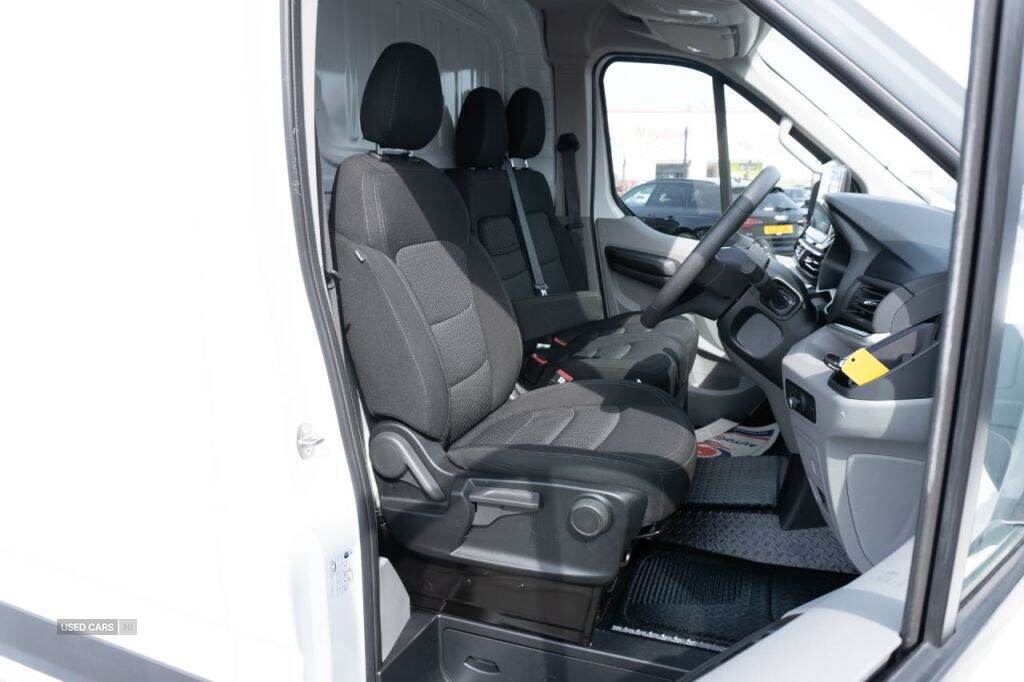 Aug 2024 Maxus Deliver 9 2.0 D20 150 Lux High Roof Van