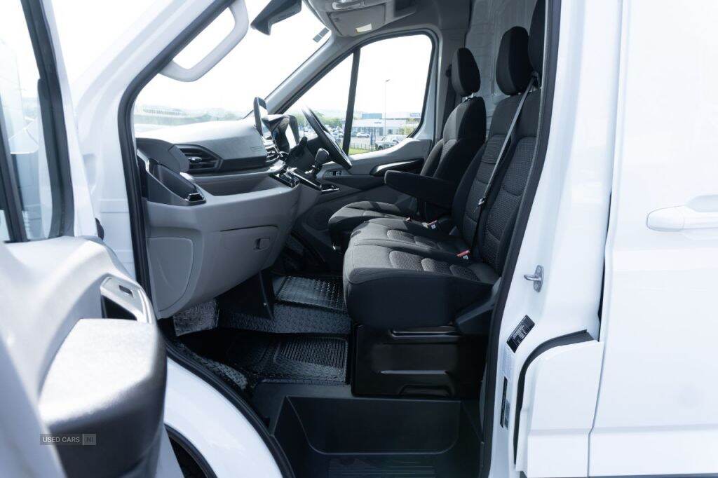 Aug 2024 Maxus Deliver 9 2.0 D20 150 Lux High Roof Van