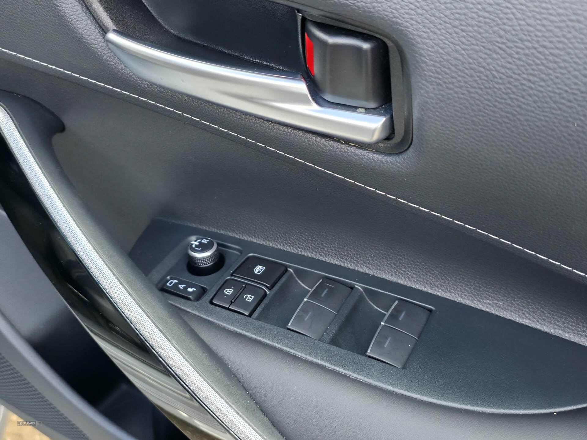 Jun 2022 Toyota Corolla 1.8 VVT-i Hybrid Design 5dr CVT