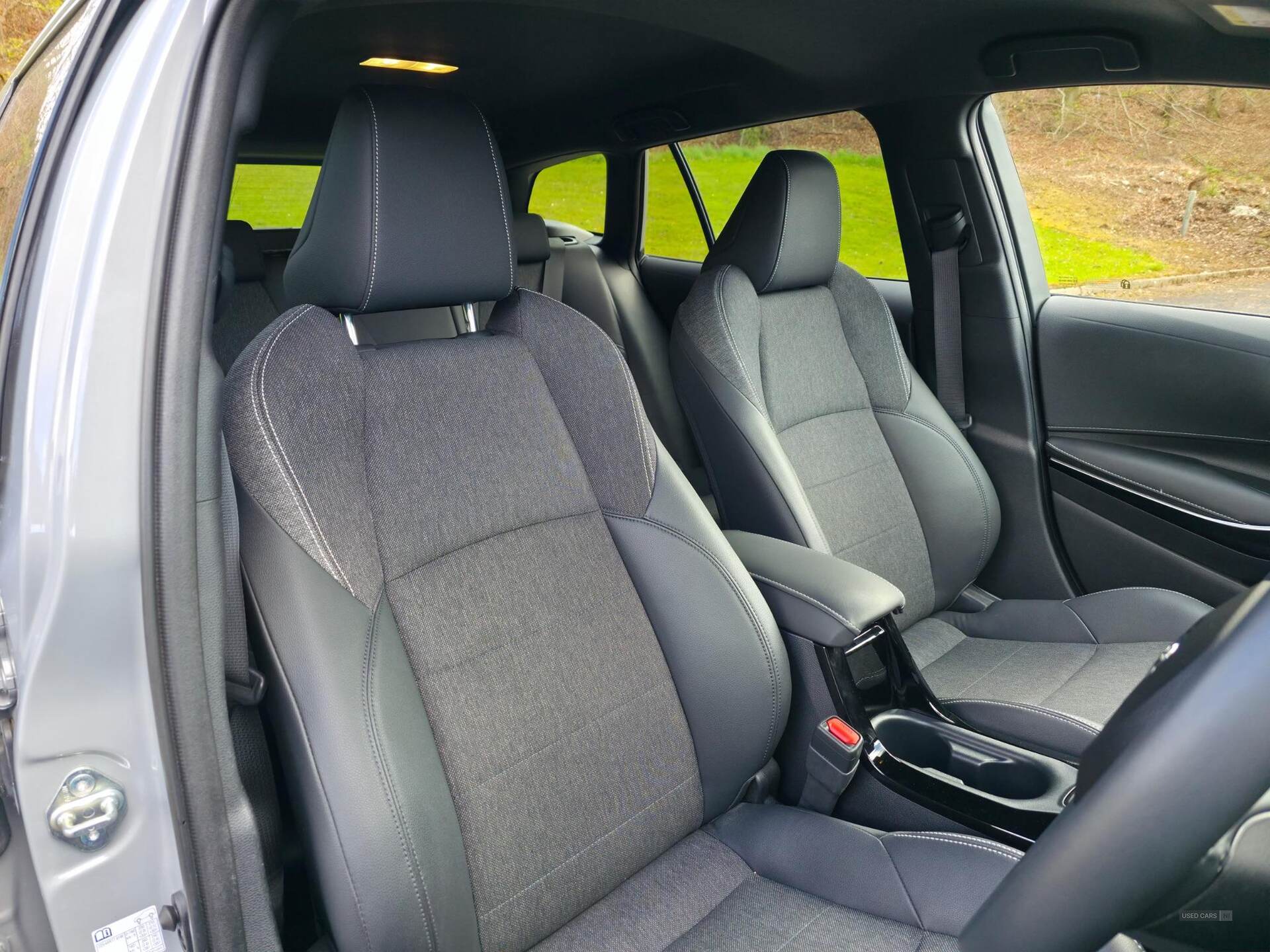 Jun 2022 Toyota Corolla 1.8 VVT-i Hybrid Design 5dr CVT