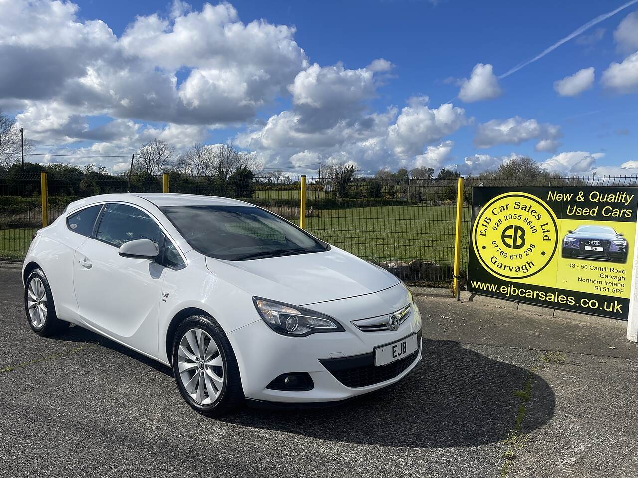 Feb 2016 Vauxhall Astra GTC 1.4T 16V 140 SRi 3dr