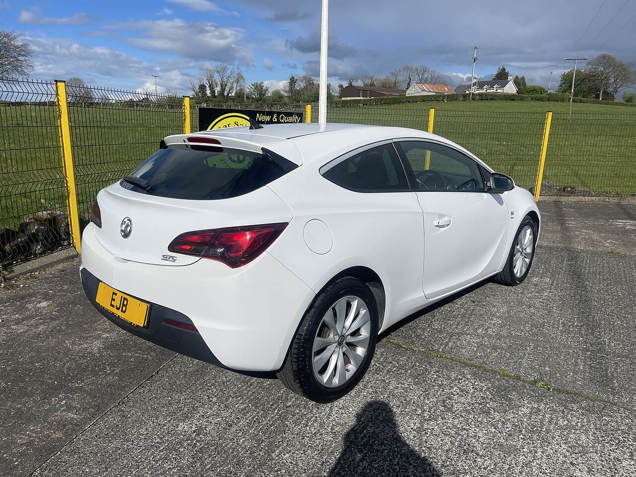 Feb 2016 Vauxhall Astra GTC 1.4T 16V 140 SRi 3dr