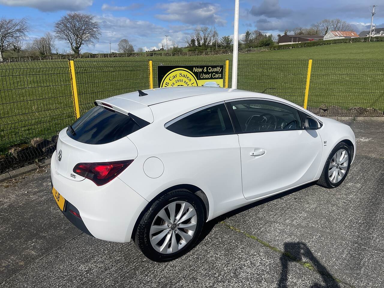 Feb 2016 Vauxhall Astra GTC 1.4T 16V 140 SRi 3dr