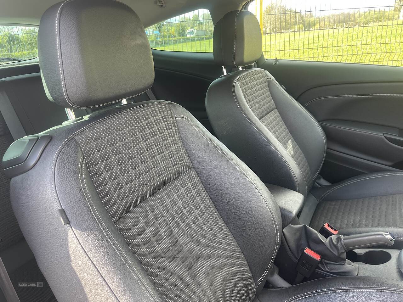 Feb 2016 Vauxhall Astra GTC 1.4T 16V 140 SRi 3dr