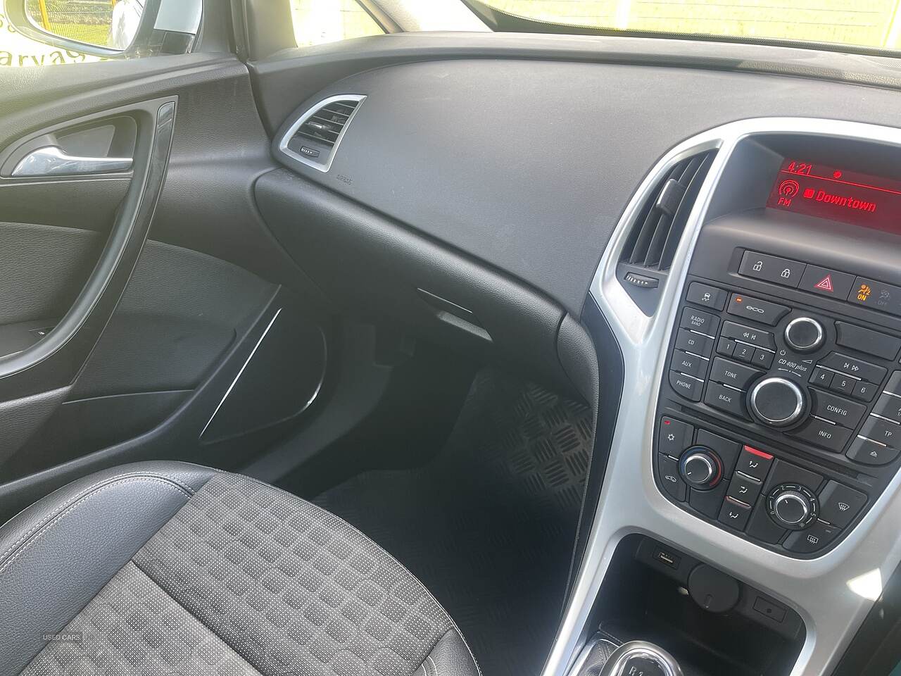 Feb 2016 Vauxhall Astra GTC 1.4T 16V 140 SRi 3dr