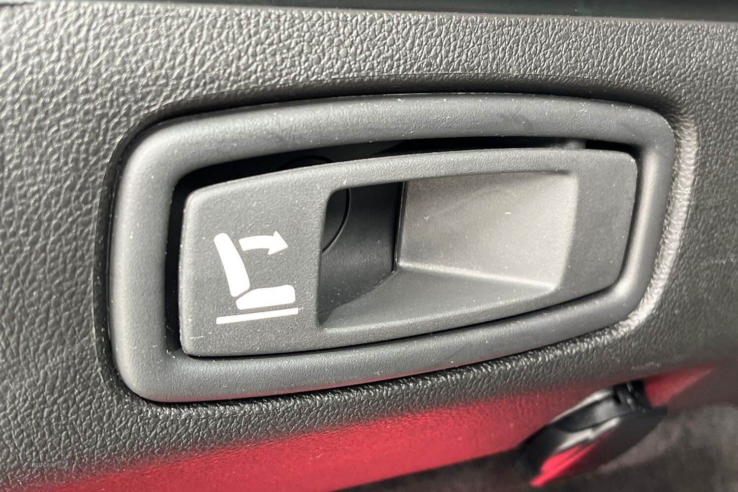 Oct 2018 Renault Megane 1.3 TCE Iconic 5dr