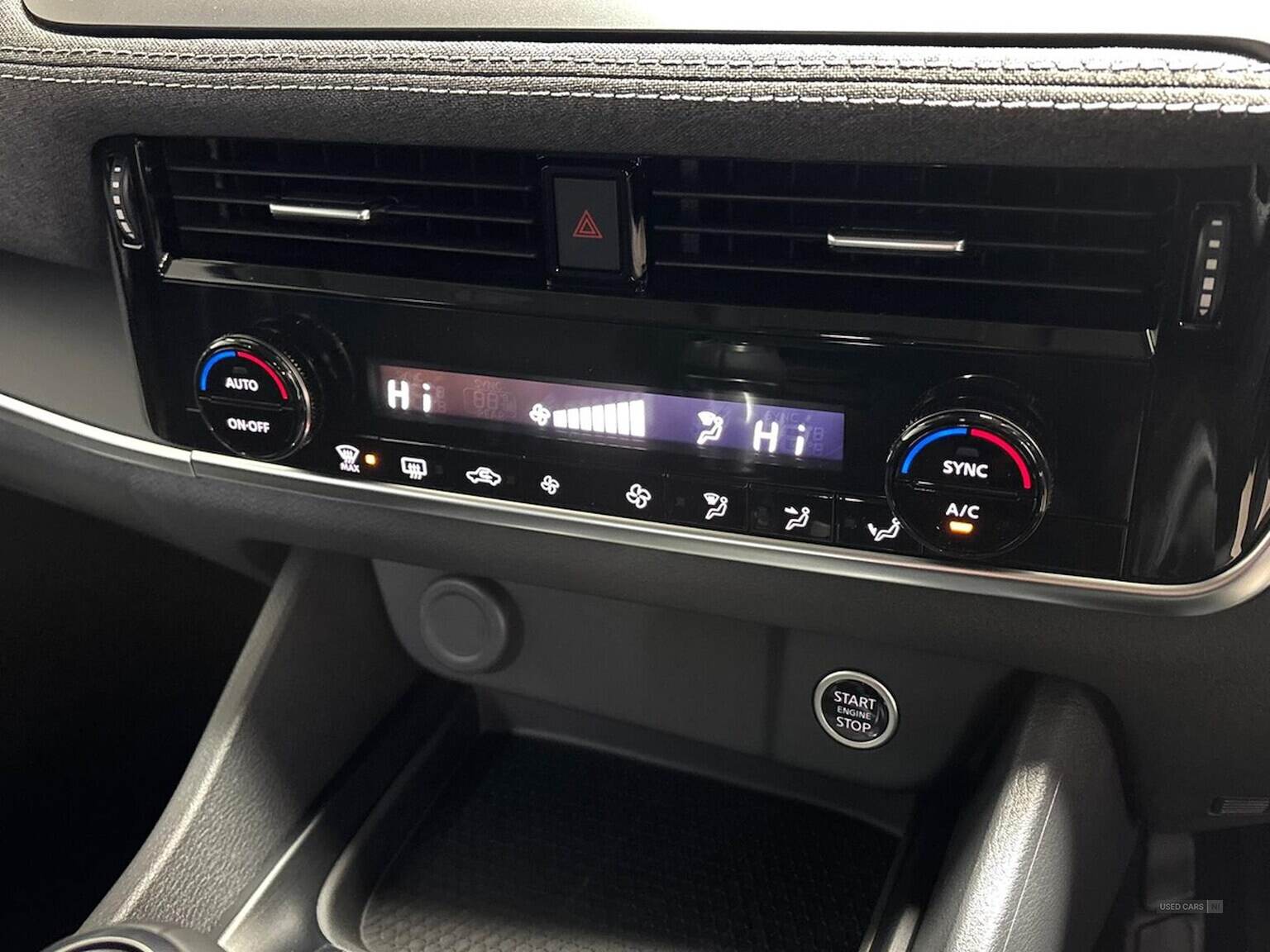  2025 Nissan Qashqai 1.3 Dig-T Mh Acenta Premium 5Dr