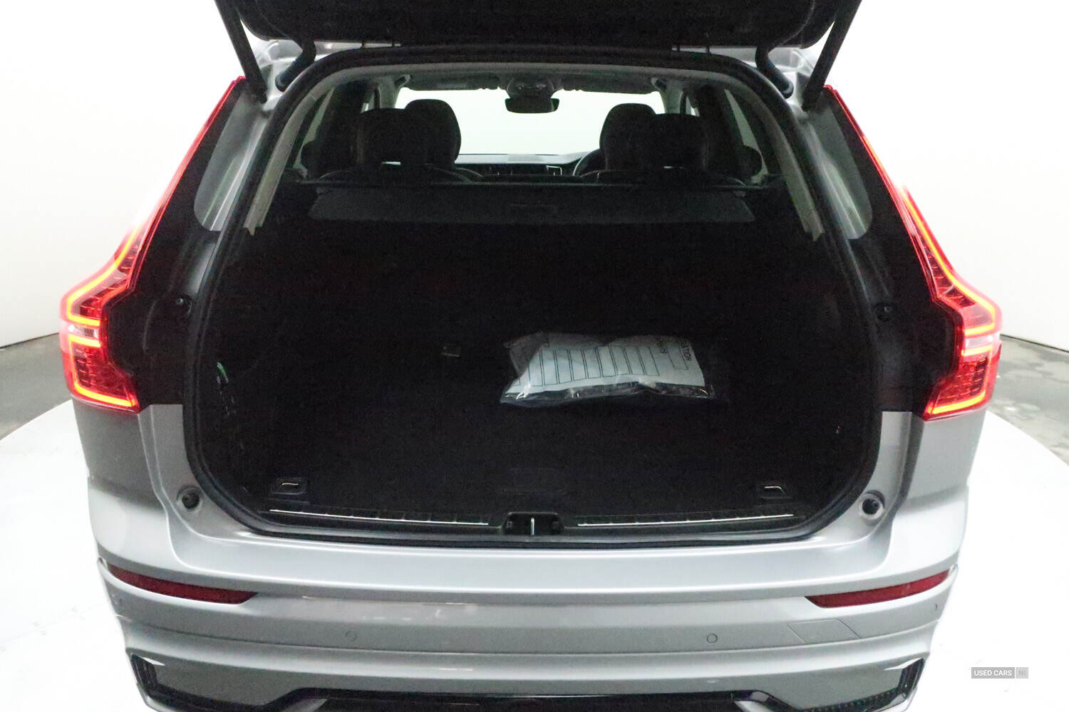 Apr 2024 Volvo XC60 2.0 T6 [350] RC PHEV Plus Dark 5dr AWD Geartronic