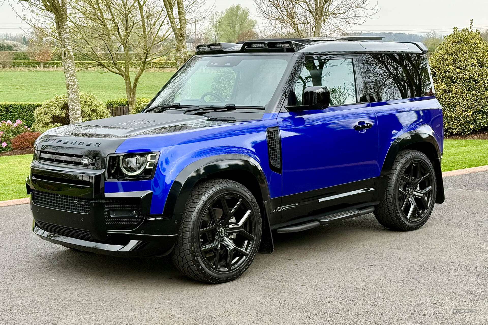 Jan 2024 Land Rover Defender 3.0 D250 X-Dynamic HSE 90 3dr Auto
