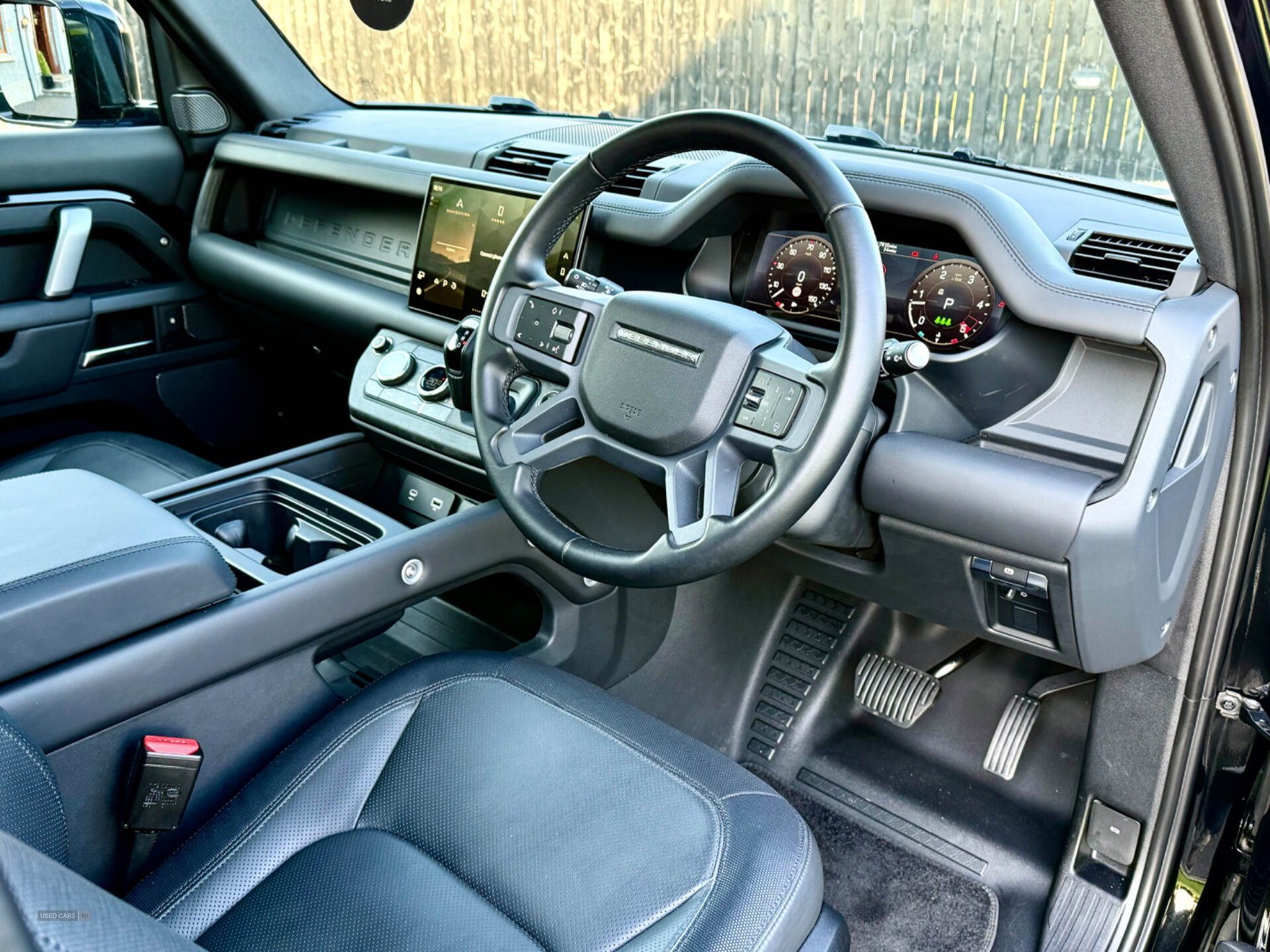 Jan 2024 Land Rover Defender 3.0 D250 X-Dynamic HSE 90 3dr Auto