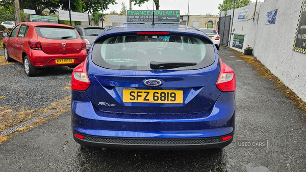 Ford Focus HATCHBACK in Down