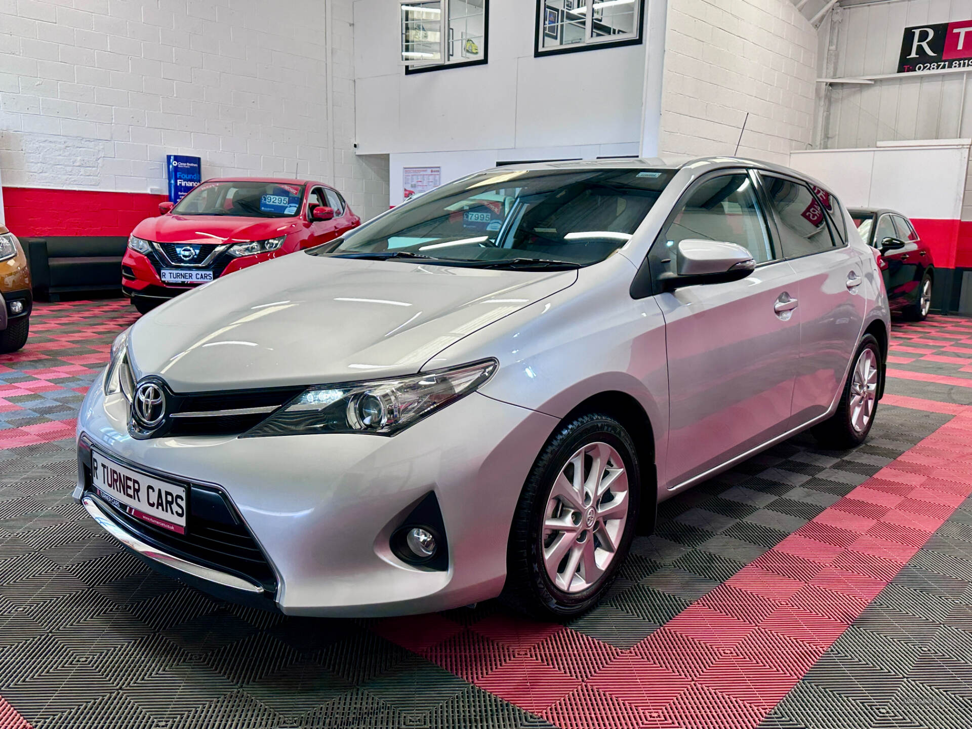 Mar 2014 Toyota Auris 1.4 D-4D Sport 5dr